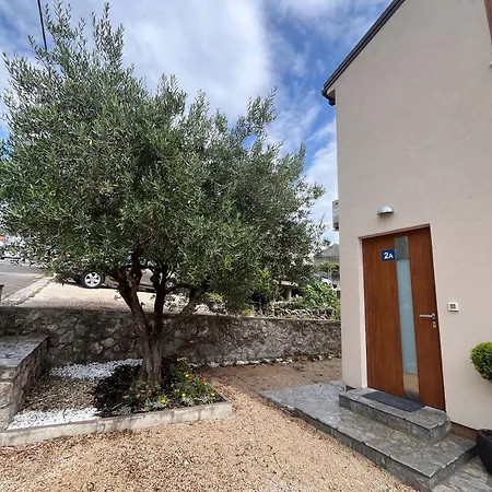 House Nina * Пунат