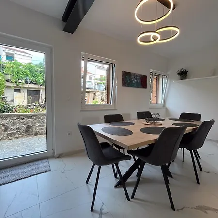 Semesterbostad House Nina Punat