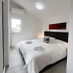 House Nina 別荘 プナト