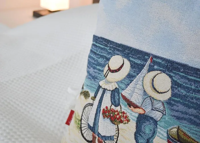 Nyaraló House Nina *