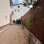 別荘 House Nina プナト